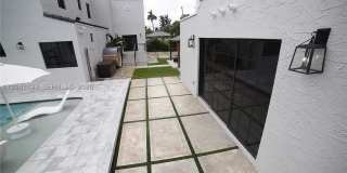 1345 Hollywood Blvd Gallery 51