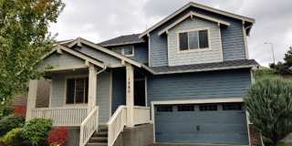 Beautiful Tumwater Home - 4 BD+DEN+BONUS RM Gallery 1