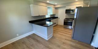 Fully Remodeled 3Bedroom House! Gallery 9