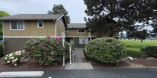 2 Bed 1.5 Bath Corner Unit Townhome Gallery 1