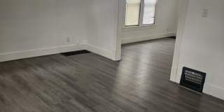 967 Davis Street Gallery 1