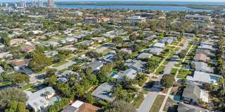 429 Inlet Road Gallery 32