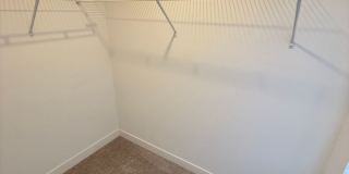 1046 Elmwood Ln Gallery 33