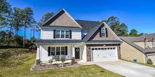 4 Bedroom 3.5 Bath, No Pets Gallery 1