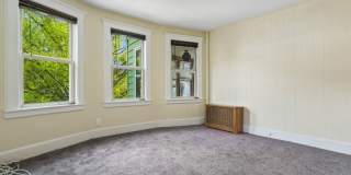 7 Beekman St Gallery 13
