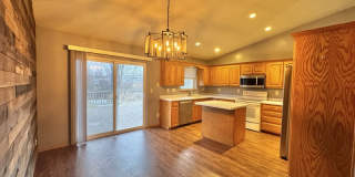 2941-2943 Popplewood Court - 2943 Gallery 3