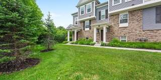 4923 Treeside Lane Gallery 1