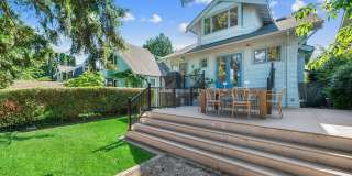 Spacious Ravenna Craftsman! Gallery 27