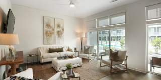 20 Midtown Gallery 1