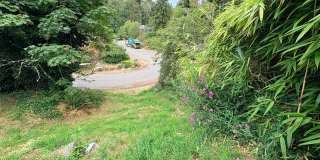Charming Three Bed West Seattle Vintage Home Near Lincoln Park and Puget Sound! Gallery 19
