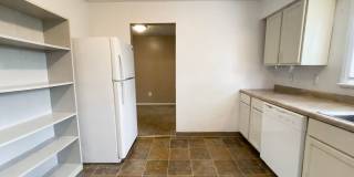 PRELEASING for AUGUST! Walk to Ball State! Bright 4BR Home with Fireplace Gallery 29