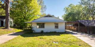 713 Oakwood Drive | Benton, AR 72015 2 Bedrooms | 1 Bathroom | $1,200/Month Gallery 1