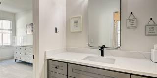 1268 Hayes Drive SE Gallery 22