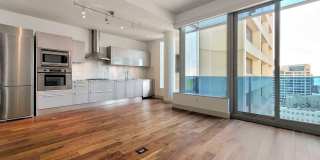 25th West facing luxury unit located top of Hyatt Hotel! Gallery 5