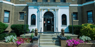 Connecticut Avenue Apartments Gallery 9