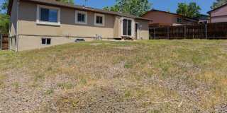 5 Bedroom Rancher in  Vista Grande Terrace Gallery 7