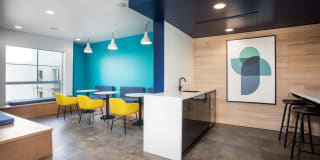 Living at NoHo Gallery 18