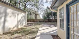 2093 Greenwood Drive Gallery 25