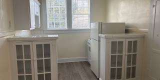 Colonial Court Gallery 18