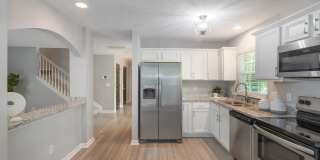 Beautiful end unit in sought-after Nashboro Village Beautiful end unit in sought-after Nashboro Village Gallery 9