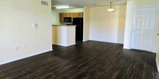 1001 Redwood Avenue Gallery 1