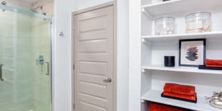 2501 Beacon Hill Gallery 41