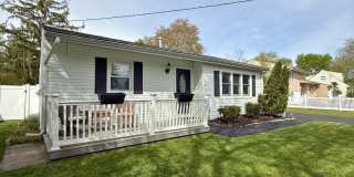 878 Salem Drive Gallery 1