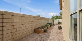 1562 Harwood Avenue Gallery 28