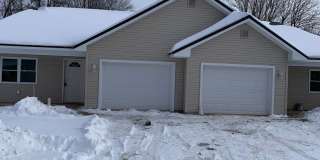 New Large 2-bedroom Guilford Lake Gallery 1