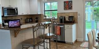852 NE 7th Place Gallery 11
