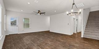 20221 Heinrich Lane Gallery 17