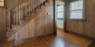 Large Centrally Located Home for Rent! Gallery 12