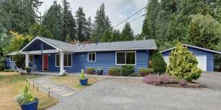 Newly Refreshed Rambler Near Beaver Lake Park Gallery 1