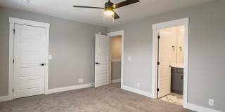 406 Jonathan Wade Circle Gallery 21