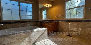 5368 Owens Street Gallery 11