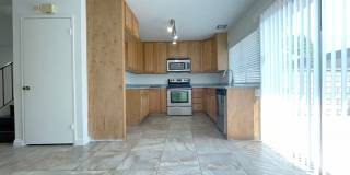 3 Bed + 1.5 Bath + 2 Car Garage Gallery 4
