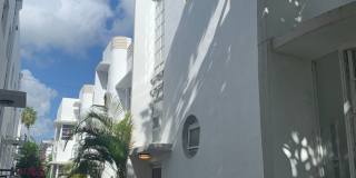 Charming 2 Bed / 2 Bath in Prime South Beach Gallery 1
