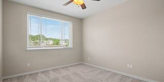 Beautifully Updated 2 Bed / 2 Bath Condo with Garage in Chatfield Bluffs Gallery 16