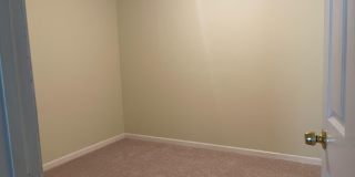 21054 CORNERPOST Square Gallery 24