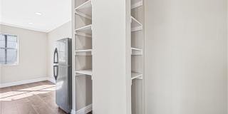 723 21ST Street Gallery 3