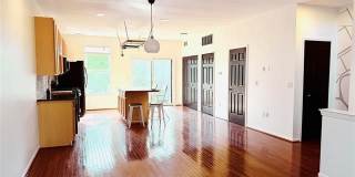 7621 Woodward Avenue Gallery 4