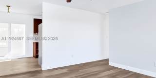 1520 NE 14th Ter Gallery 4