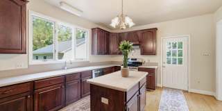 2725 OLDEWOOD Drive Gallery 12