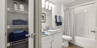 Vue on Lake Monroe Gallery 18