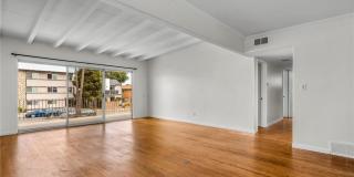 1440 Manhattan Beach Gallery 3