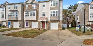 592 BURR OAK Court Gallery 1