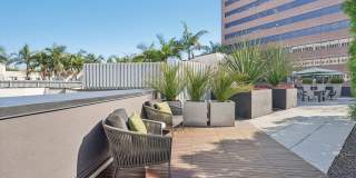 1111 Wilshire Gallery 17