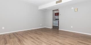 London Square Gallery 26