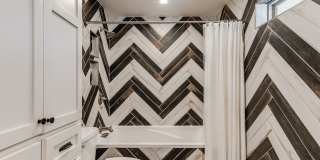 801 Rock Hollow Road Gallery 37