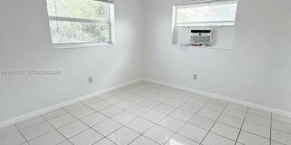 100 NE 78th St Gallery 9